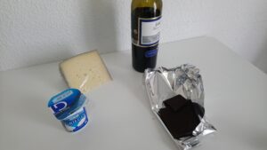 Yogurt, cheese, wine and chocolate as example for products with extended shelf-lives thanks to food preservation through microbial fermentation
